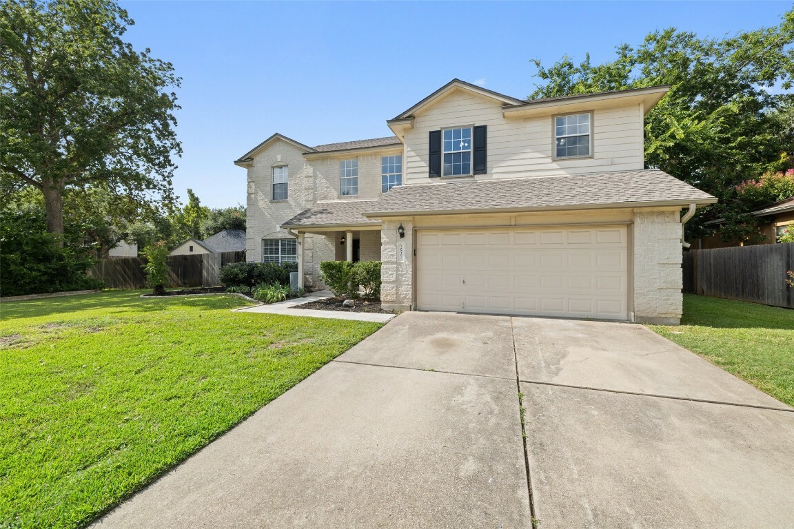 Property Photo:  2827 Little Elm Trail  TX 78613 