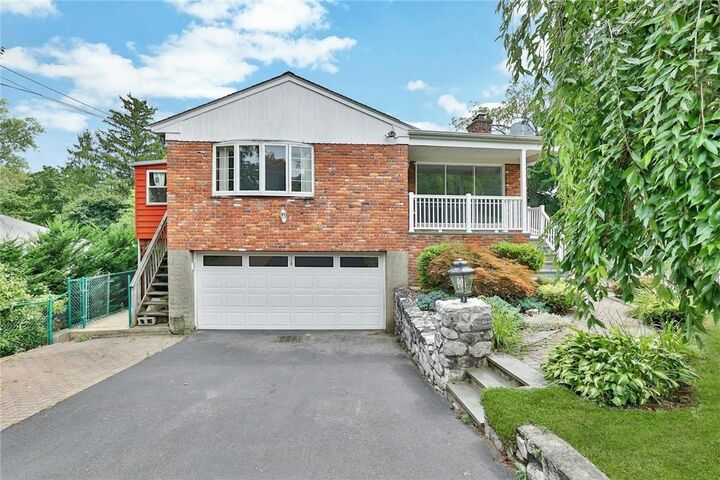 110 Columbus Avenue  Pleasantville NY 10570 photo