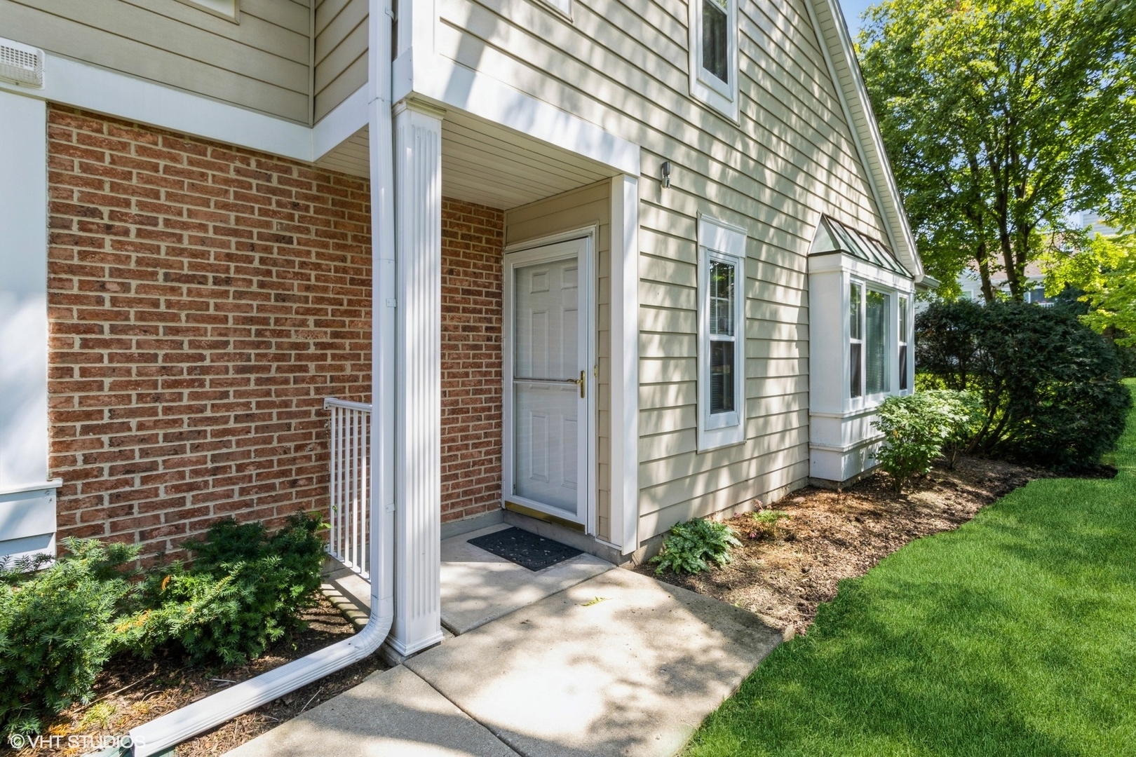 Property Photo:  367 Park View Terrace  IL 60089 