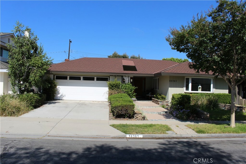 Property Photo:  16361 Mercier Lane  CA 92647 