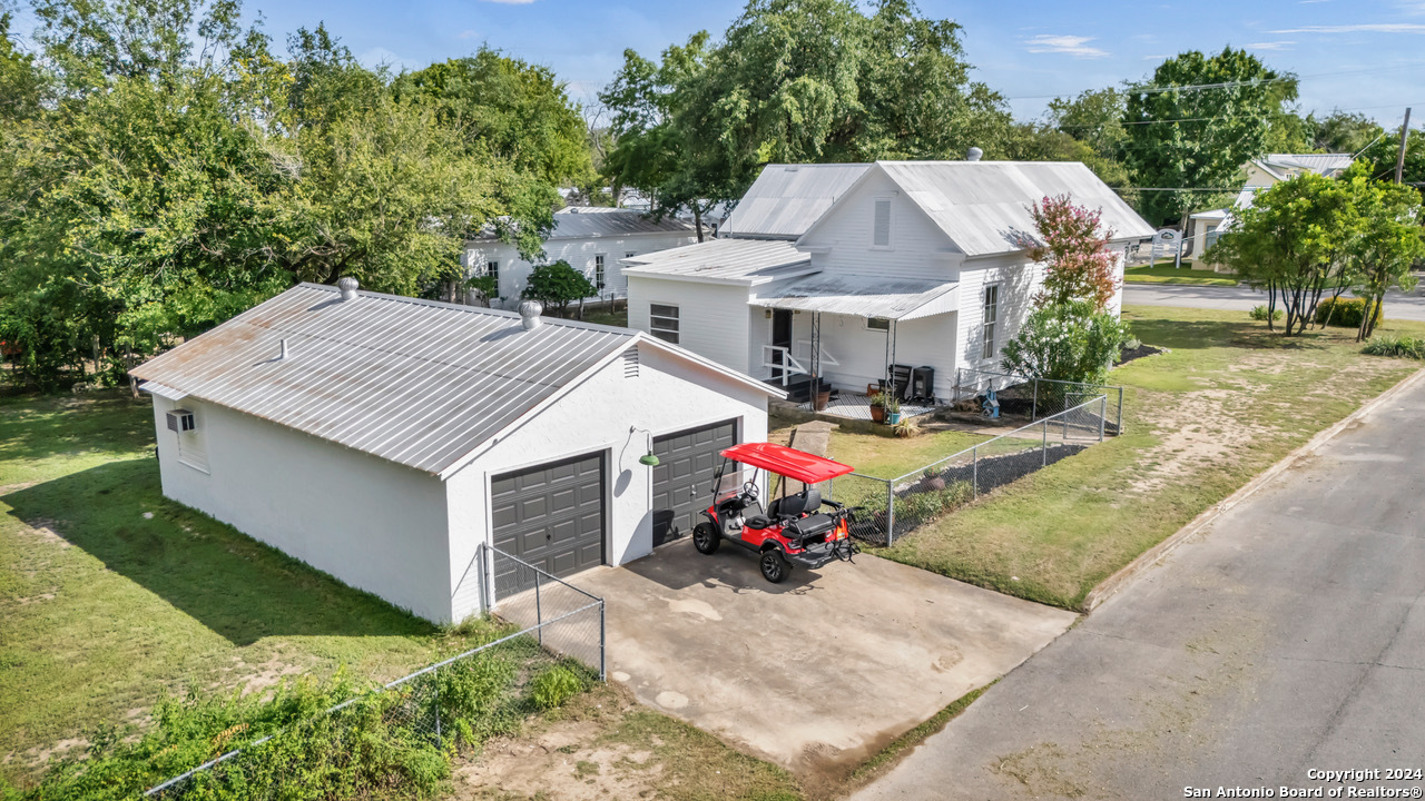 Property Photo:  619 Comal Ave  TX 78130 