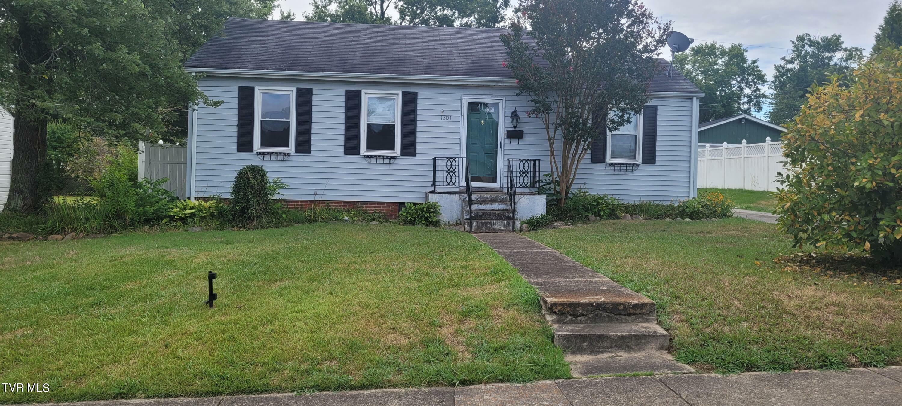 1301 Midland Drive  Kingsport TN 37664 photo