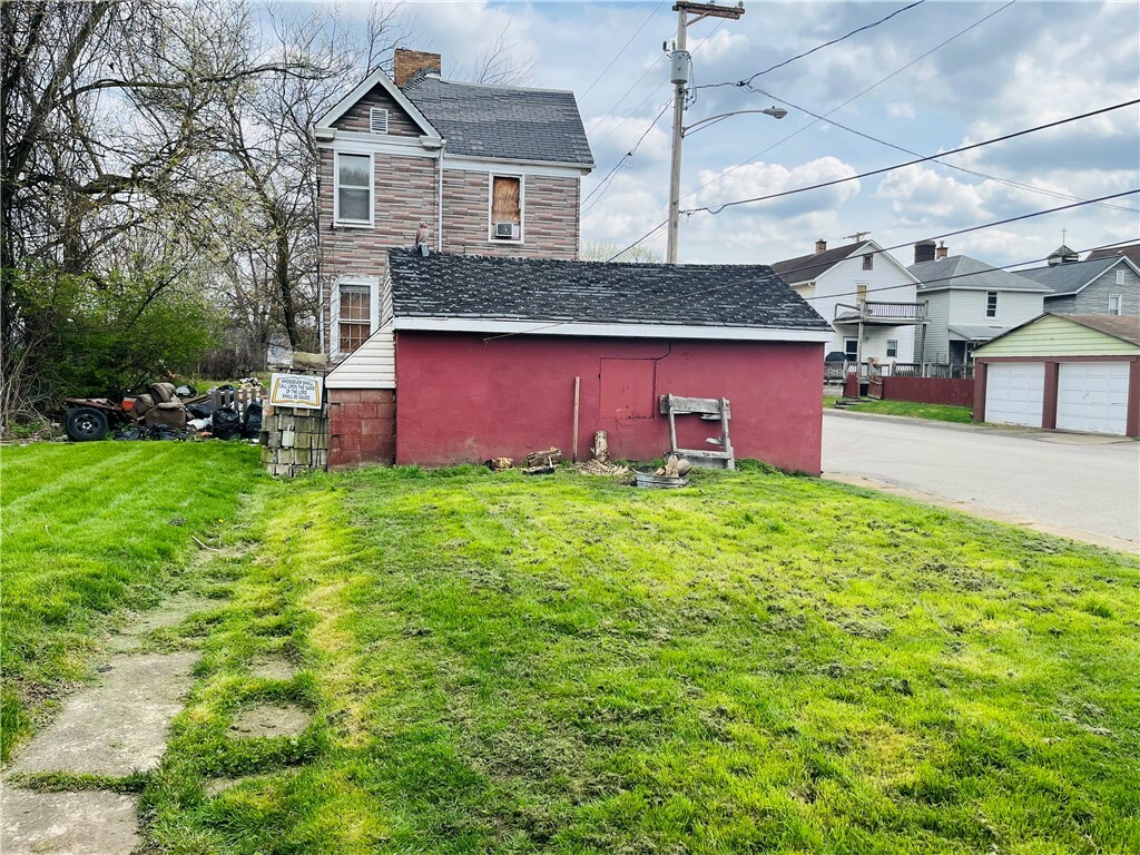 Property Photo:  346 Beaver Ave  PA 15001 