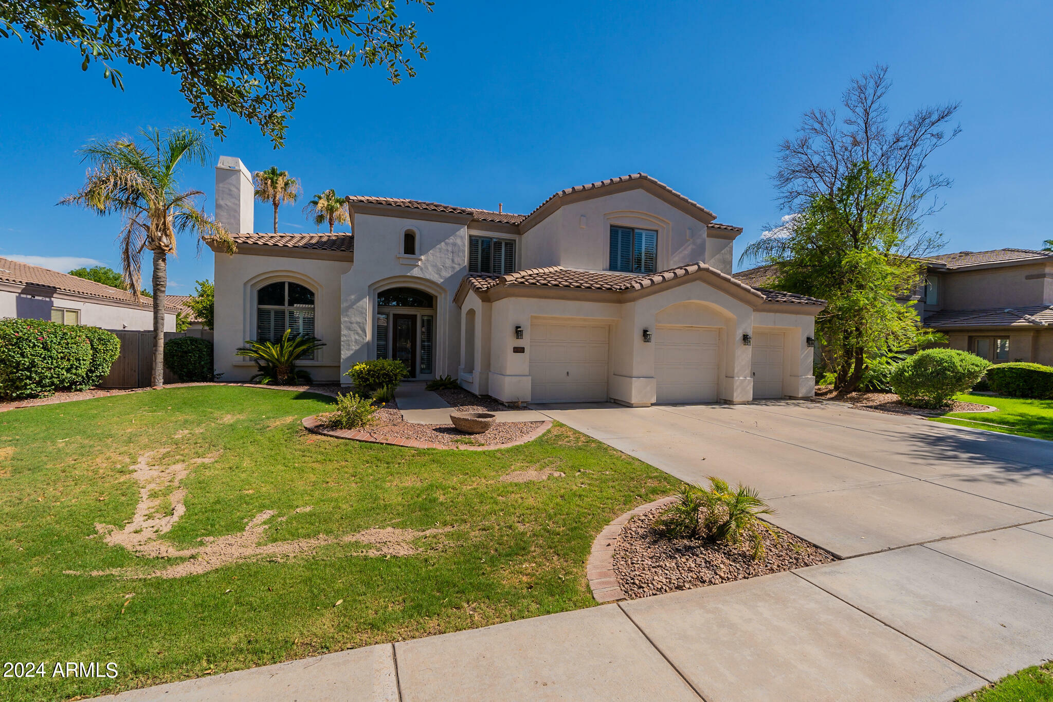 Property Photo:  1931 W Bartlett Court  AZ 85248 