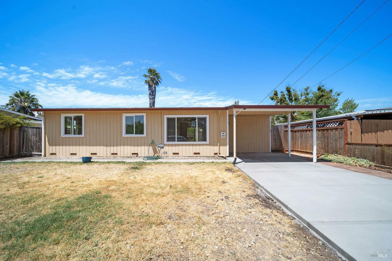 Property Photo:  755 Camellia Court  CA 95407 