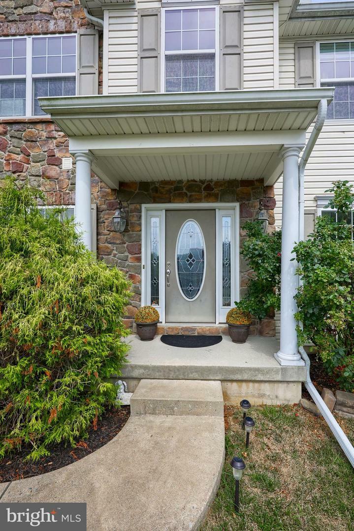 Property Photo:  73 Silver Birch Drive  PA 17602 