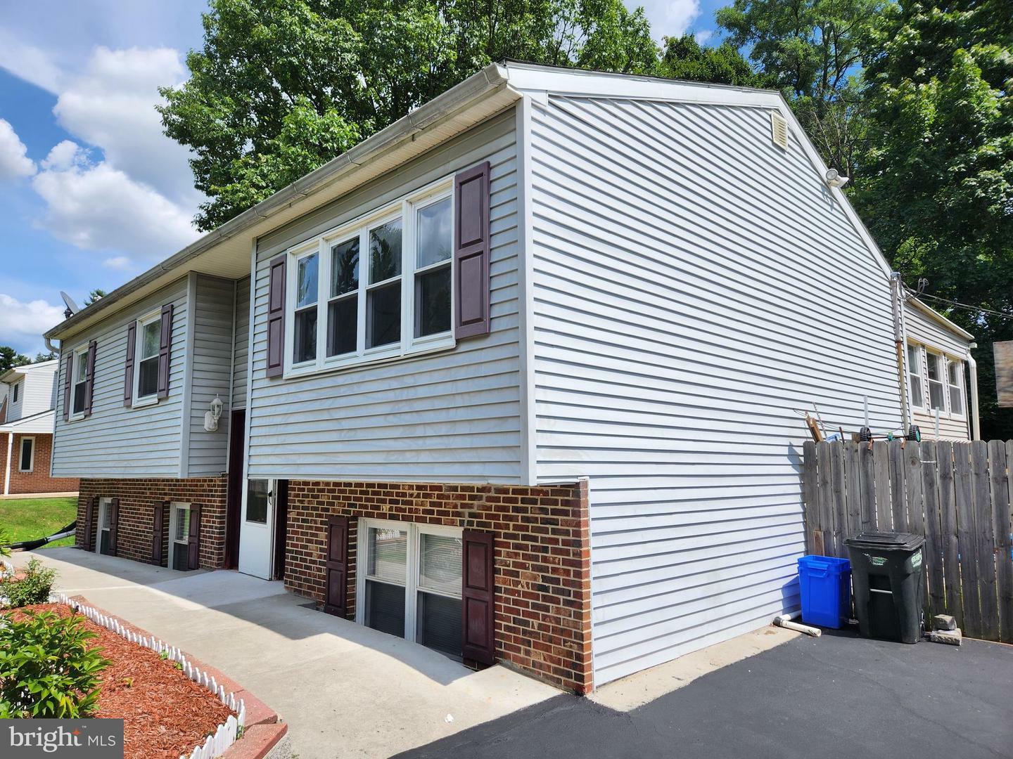 Property Photo:  453 Evergreen Avenue  PA 19128 