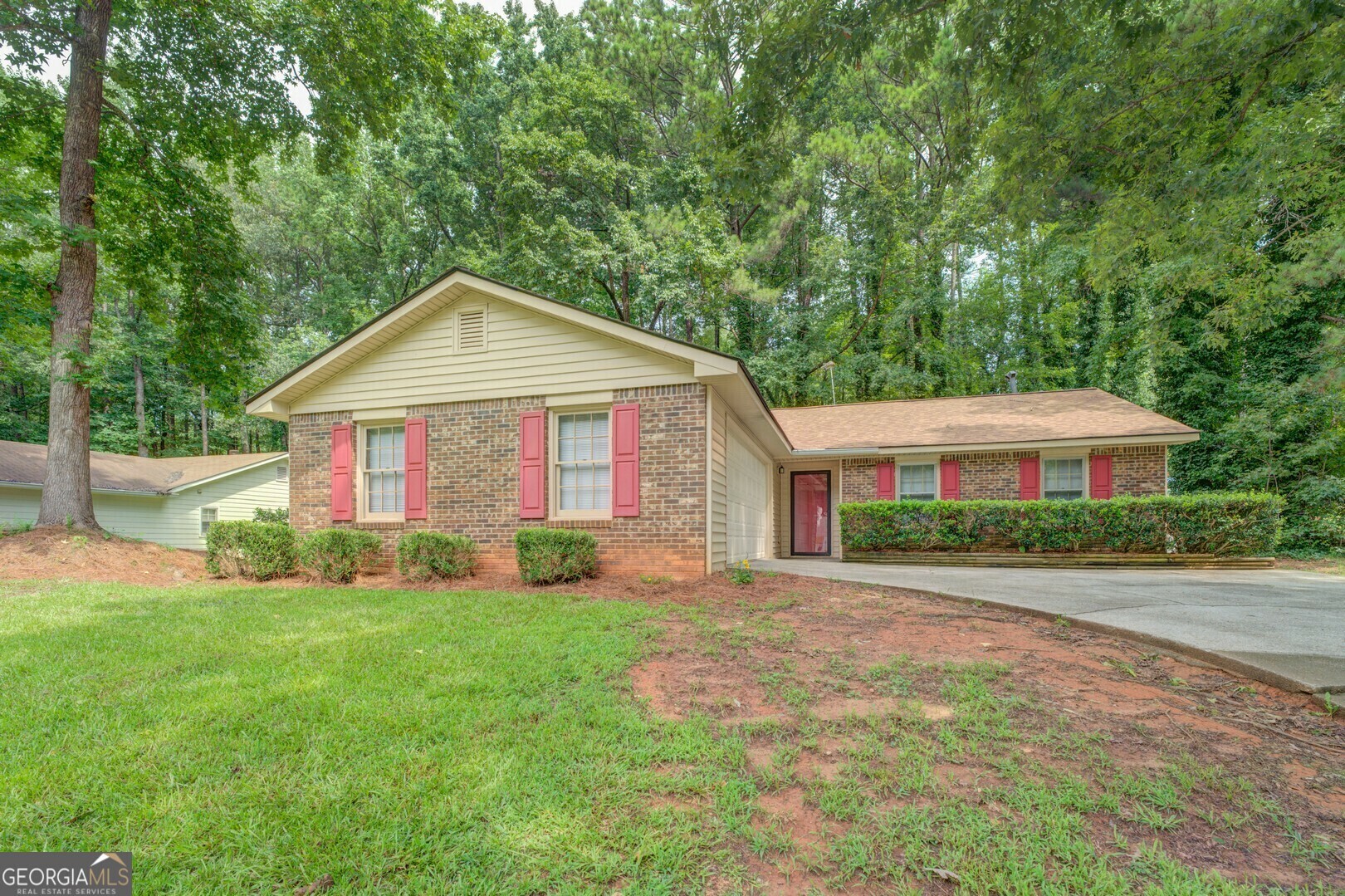 Property Photo:  4626 Hamlet Walk SE  GA 30094 