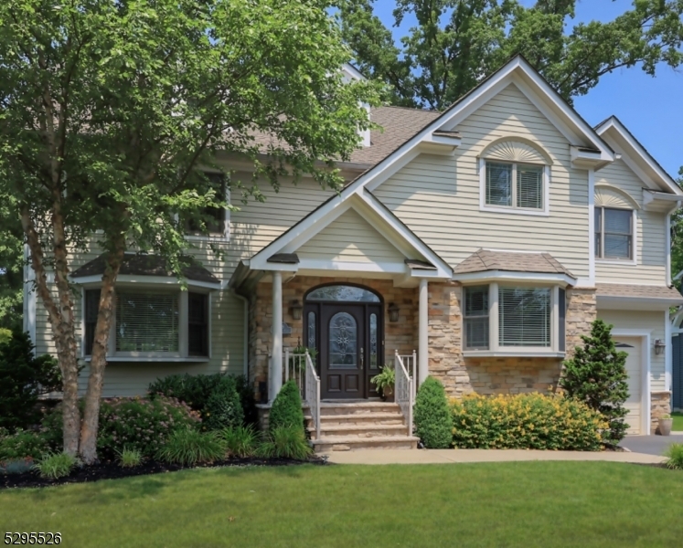 Property Photo: 159 N Cottage Pl NJ 07090