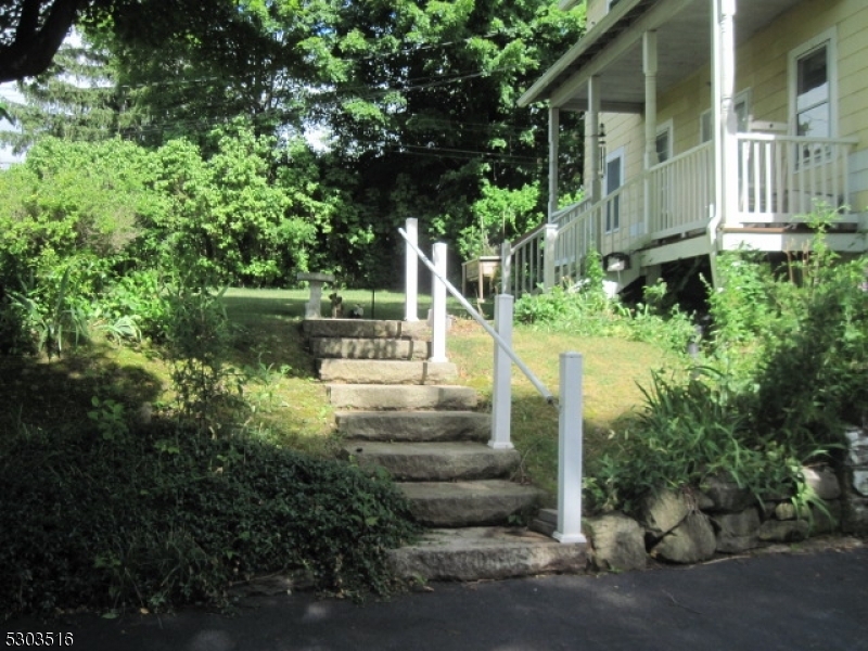 Property Photo:  17 Maple Grange Rd  NJ 07418 