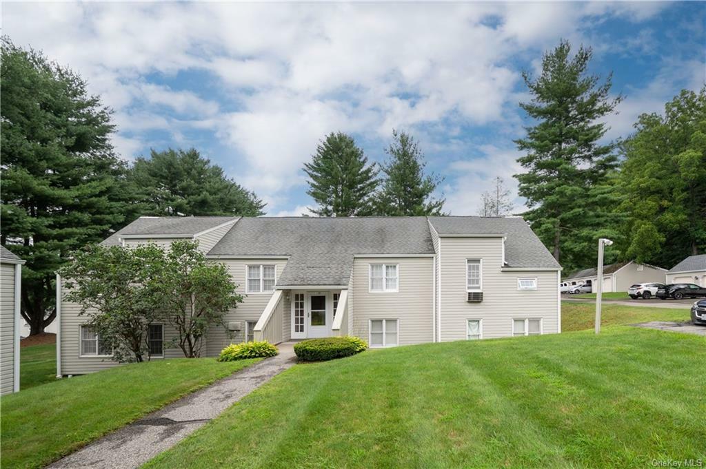 Property Photo:  1502 Holly Stream Court  NY 10509 