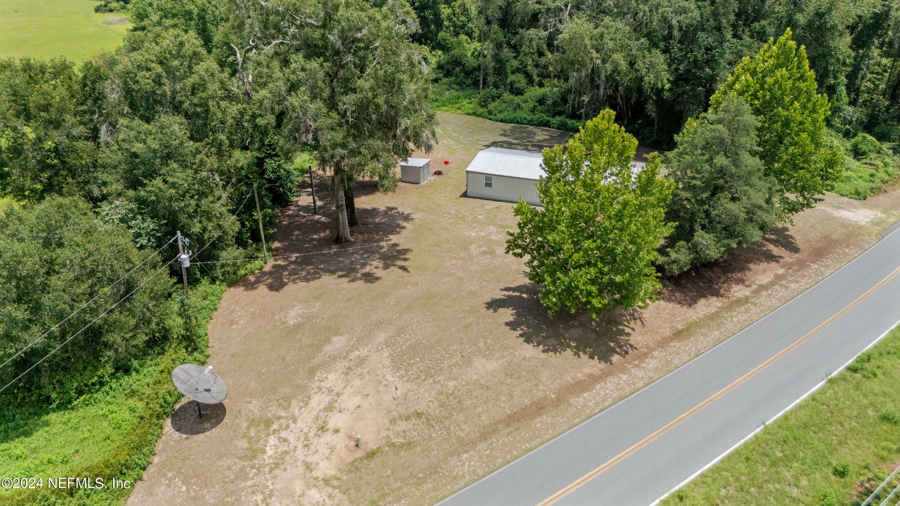 Property Photo:  3075 SE County Road 405  FL 32066 