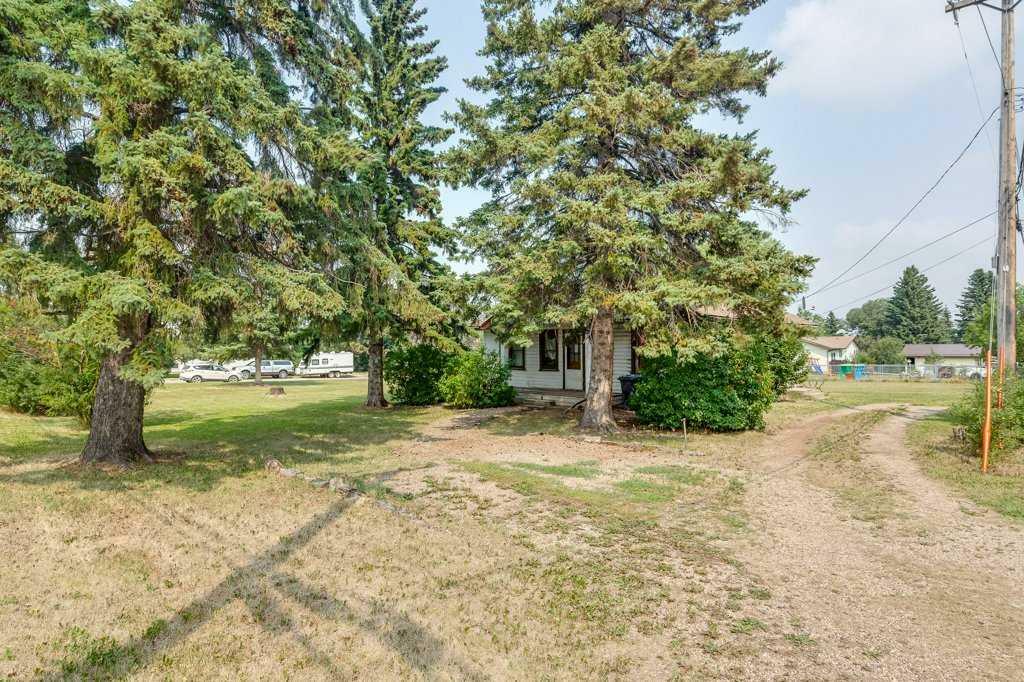 Property Photo: 5611 51 Street AB T0C 2J0
