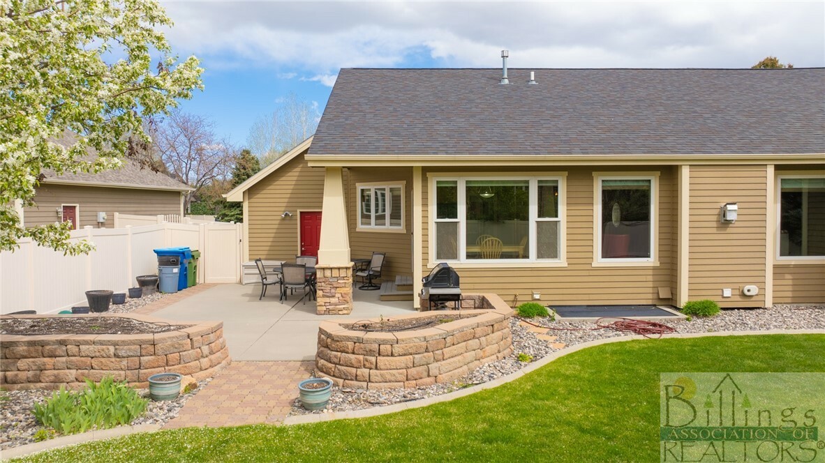 Property Photo:  2370 Westfield Drive  MT 59106 