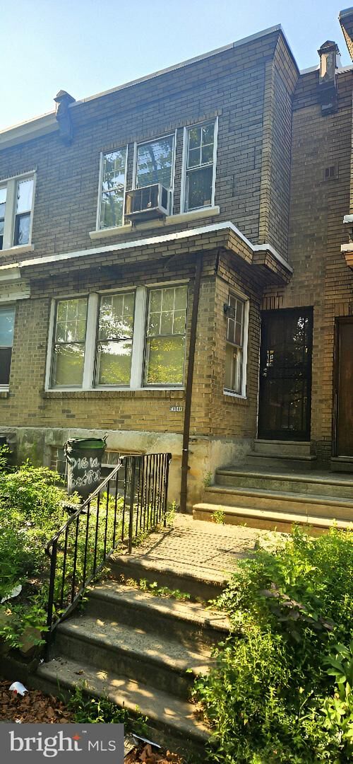 Photo de la propriété: 316 W Godfrey Avenue PA 19120