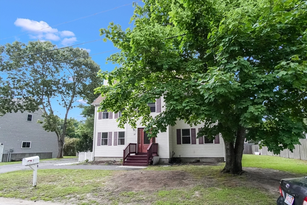 Property Photo:  37 Wenonah Rd  MA 02538 