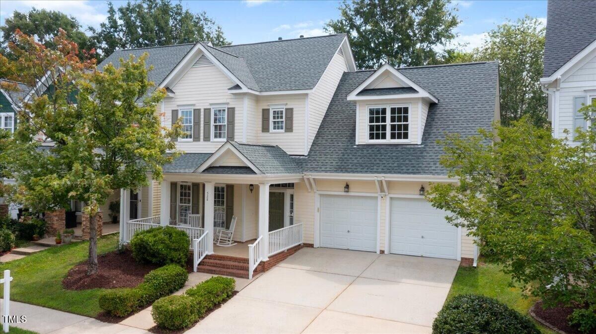 Property Photo: 528 Alden Bridge Drive NC 27519