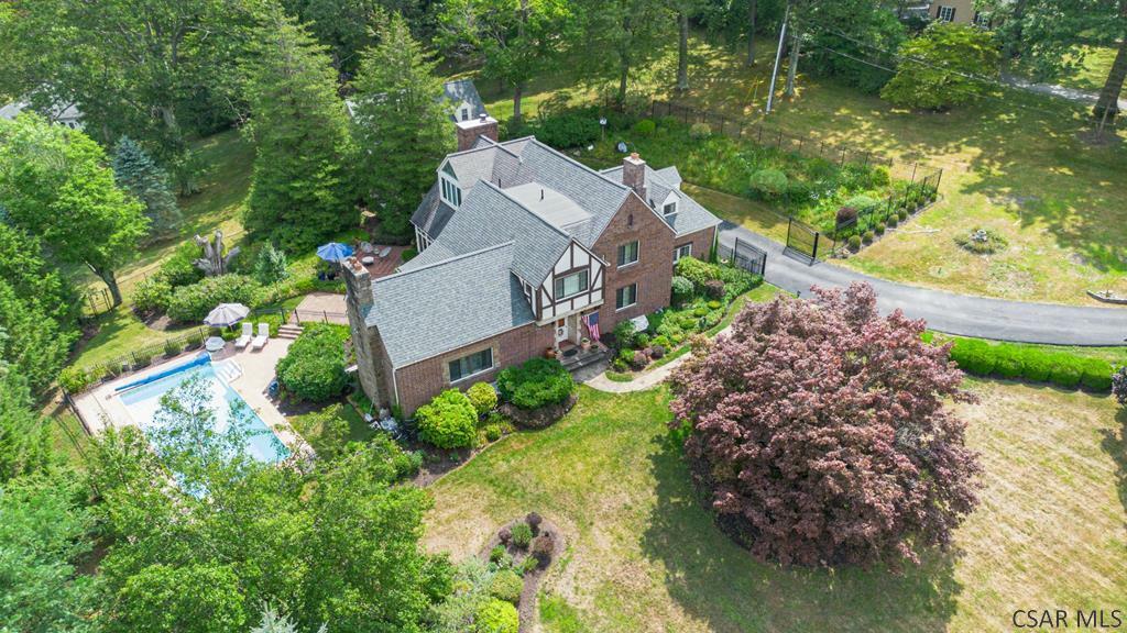 Property Photo: 947 St. Clair Road PA 15905