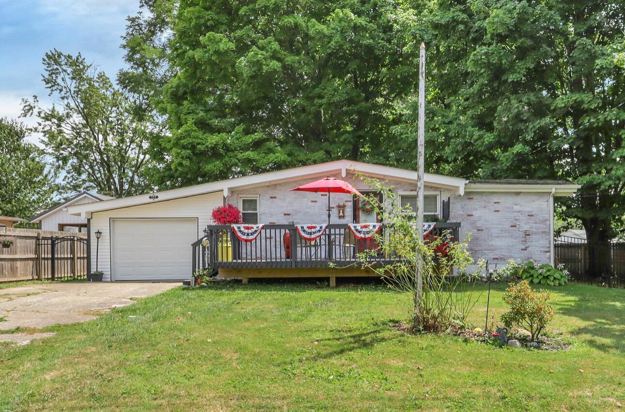 Property Photo: 124 Canal Street OH 43025