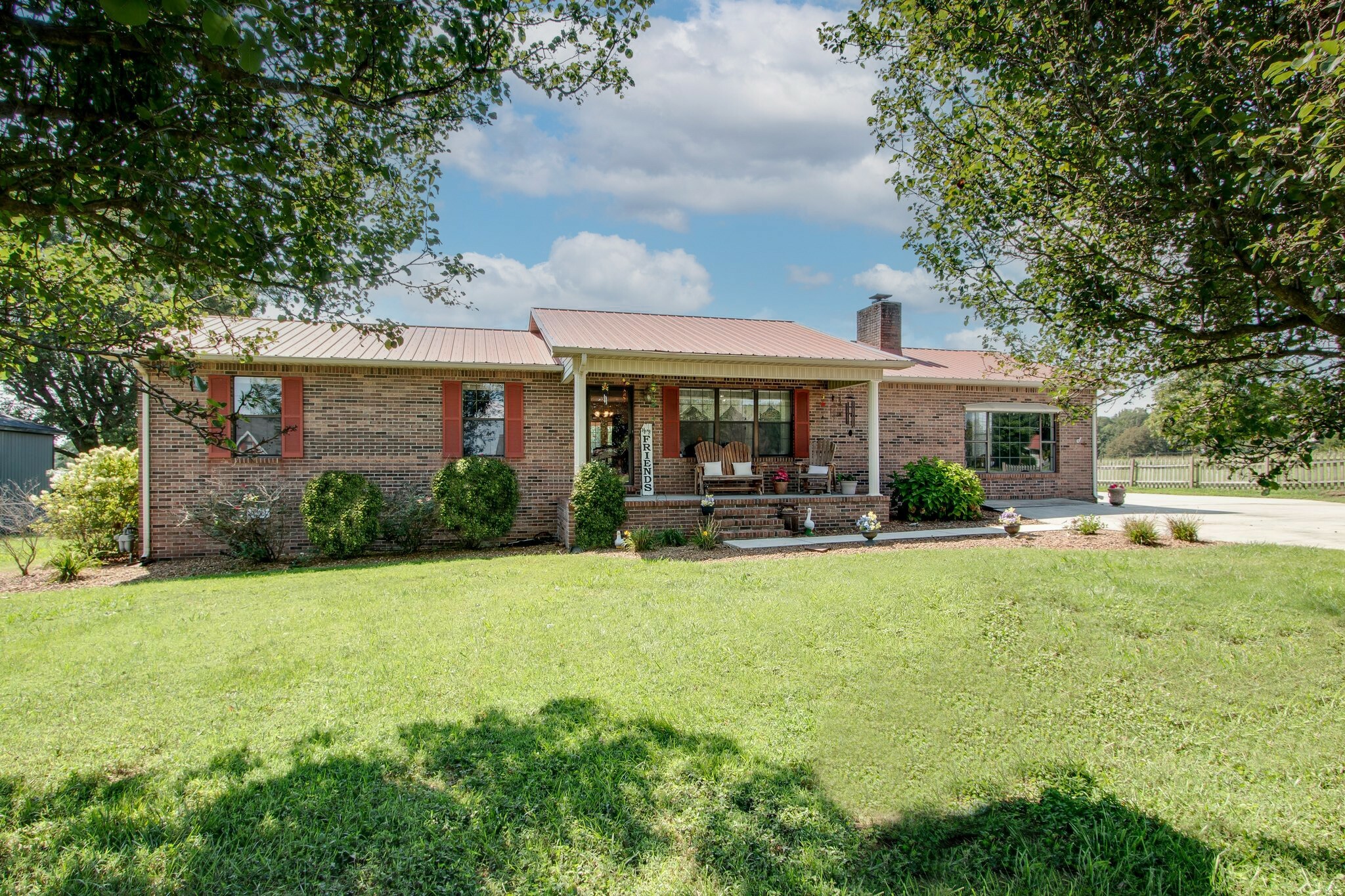 Property Photo: 207 Eaton Hts TN 37355