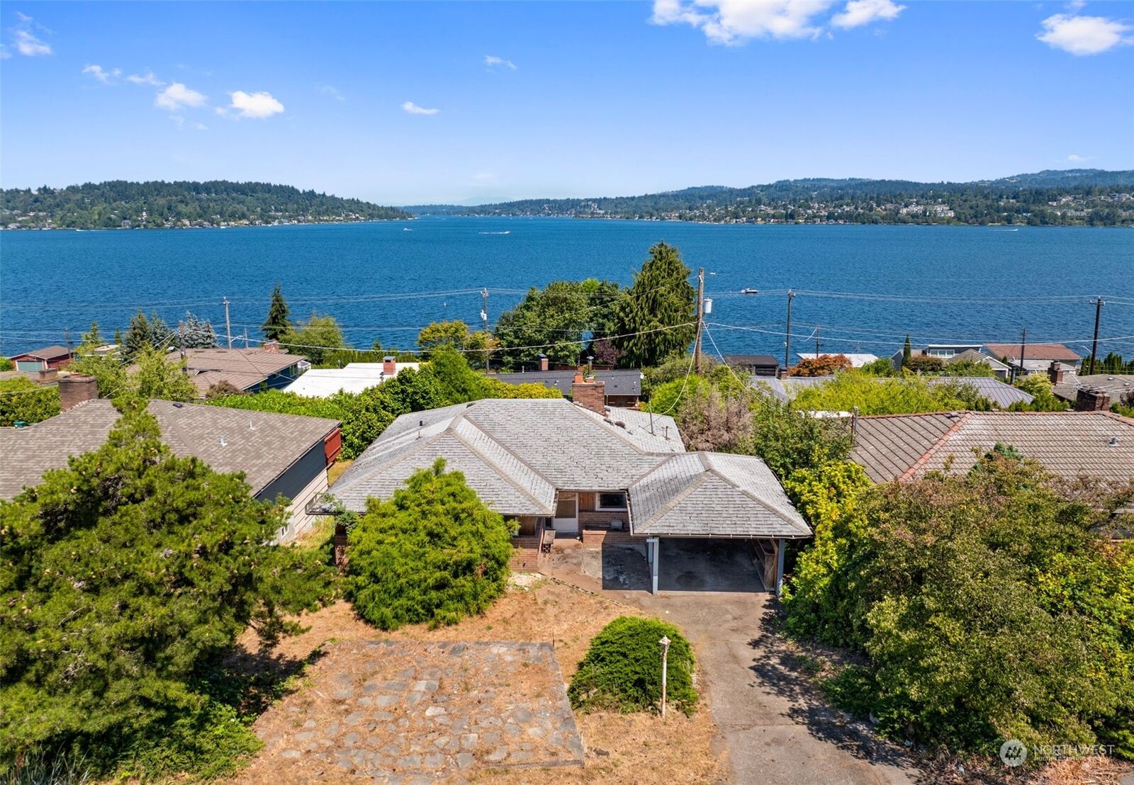 Property Photo: 10850 Dixon Drive S WA 98178