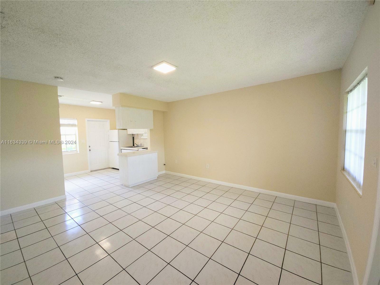 Property Photo:  1510 NE 109th St 1510  FL 33161 