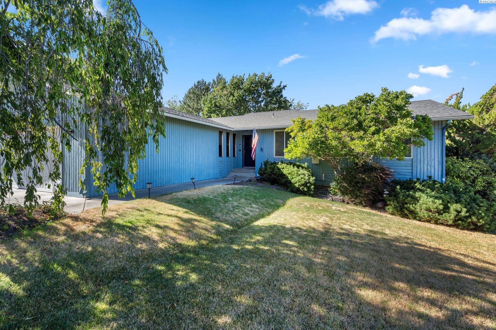 Property Photo: 5500 W 26th Ave WA 99338