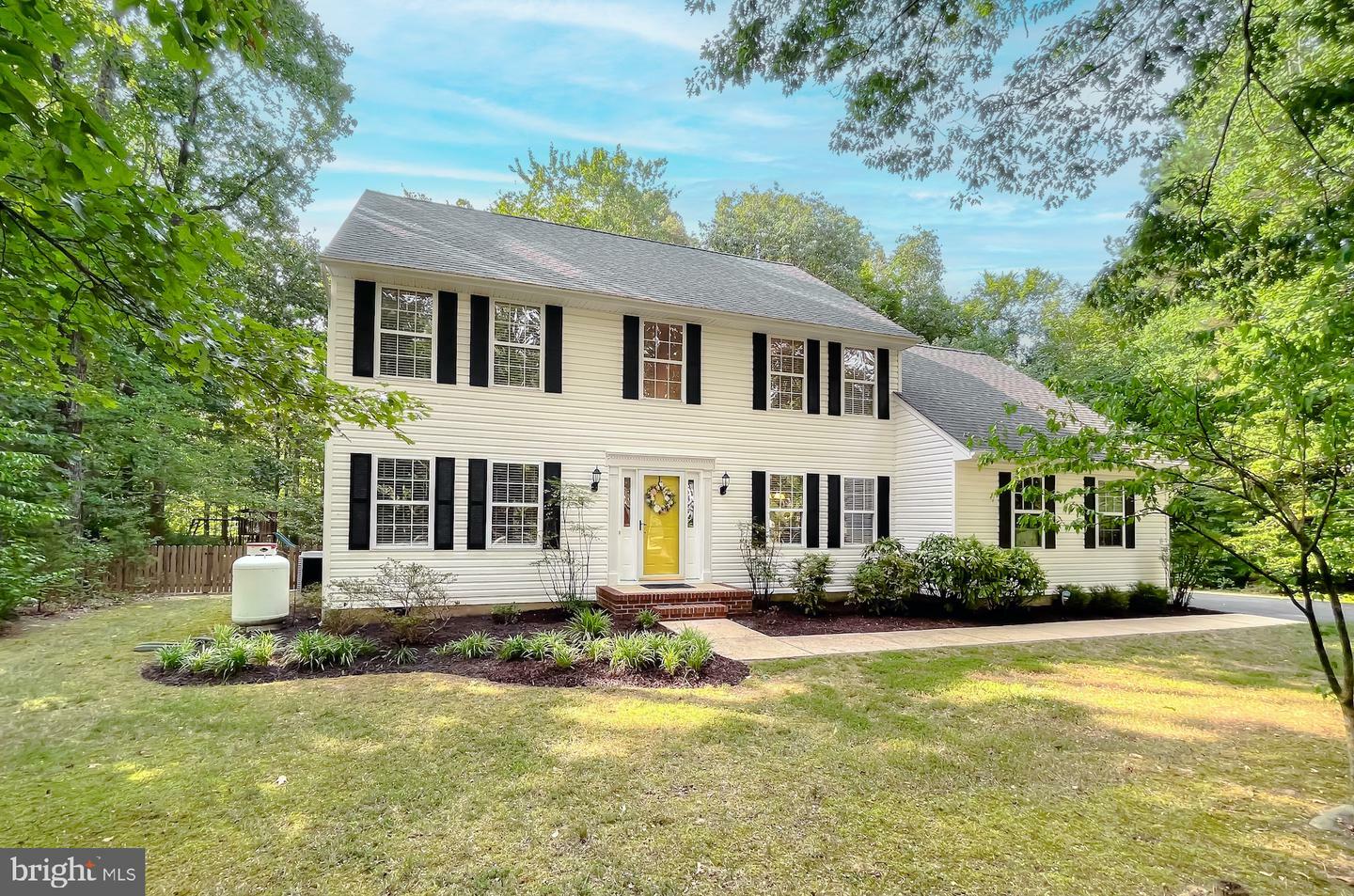 Property Photo:  39285 Persimmon Creek Road  MD 20659 