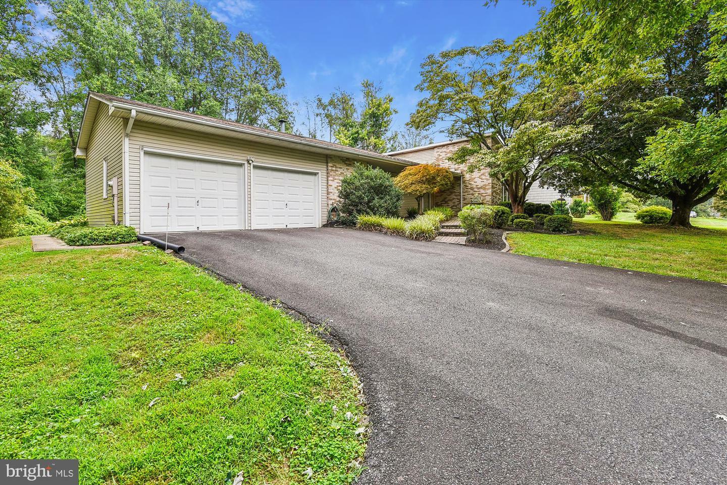 Property Photo:  2813 College View Drive  MD 21028 