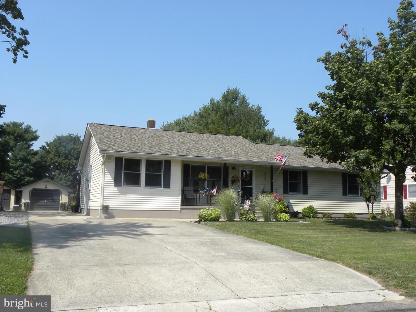 Property Photo:  308 New Magnolia Road  NJ 08360 