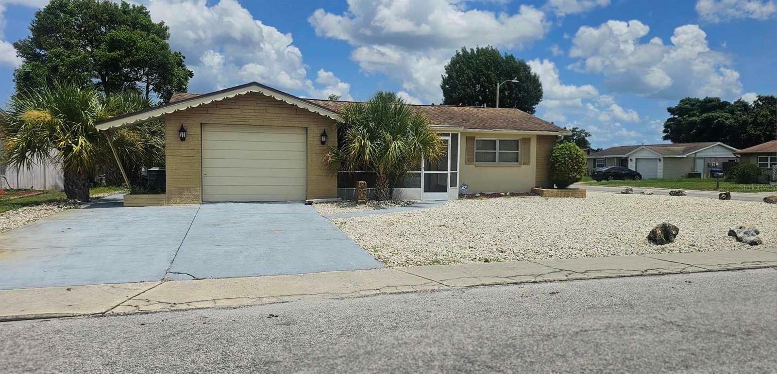 Property Photo:  3309 Primrose Drive  FL 34691 