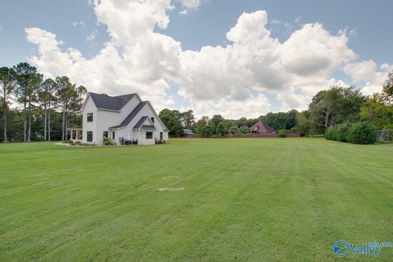 Property Photo:  12015 Northgate Drive NW  AL 35810 