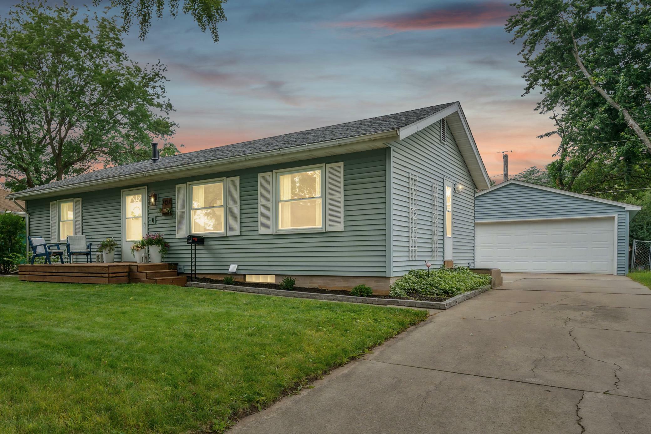 Property Photo: 707 14 1/2 Street SE MN 55904