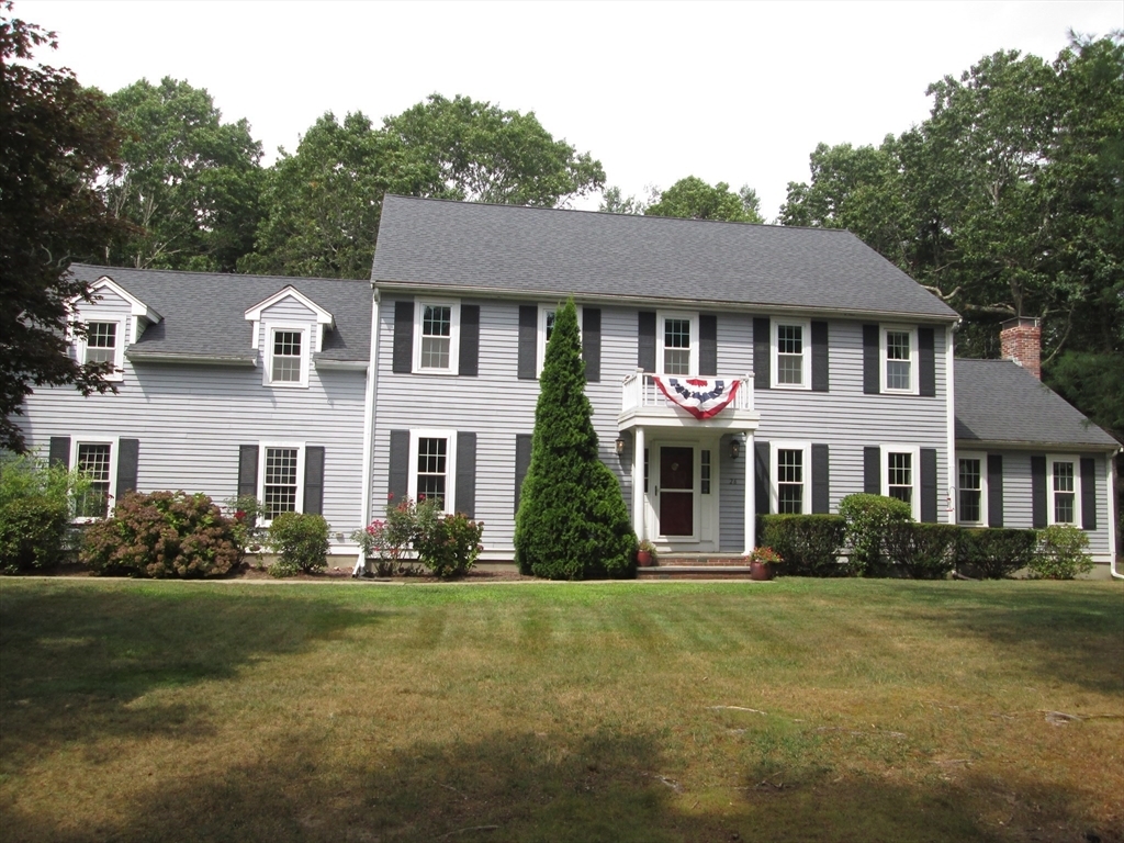 Property Photo:  26 Holly Tree Drive  MA 02364 