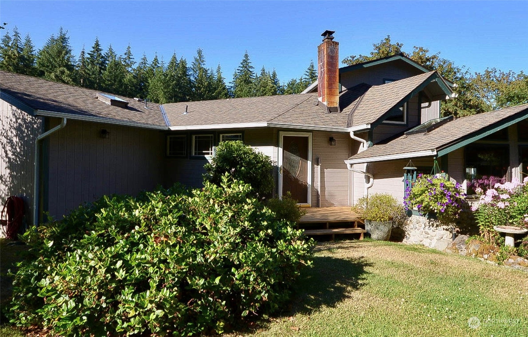 Property Photo:  38717 30th Avenue S  WA 98580 