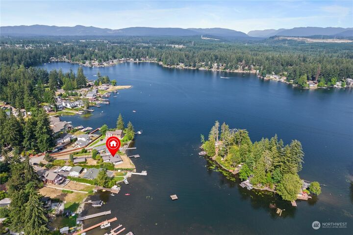 Property Photo:  22511 SE 300th Street  WA 98010 