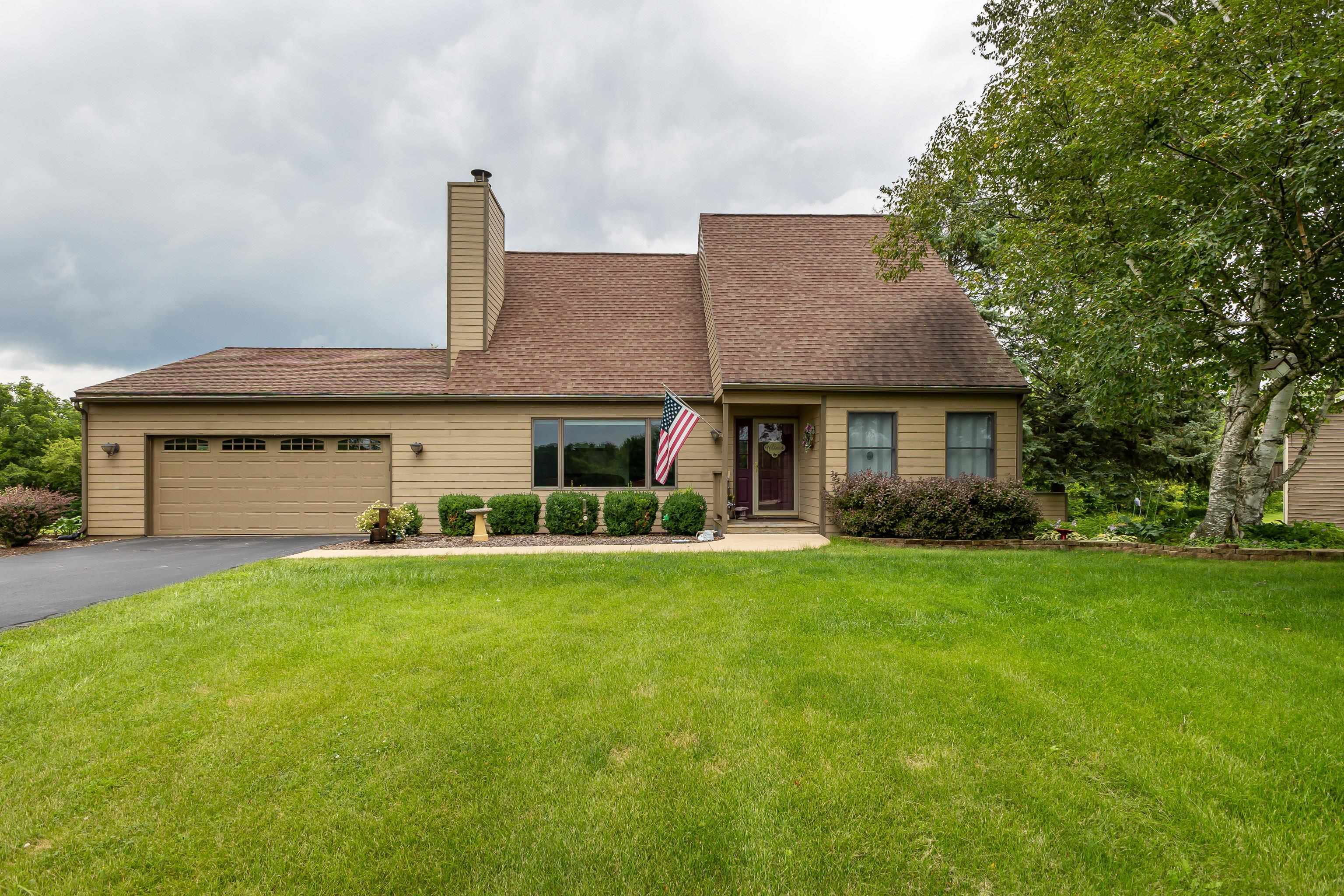 Property Photo:  13 Tanager Lane  IL 61036 