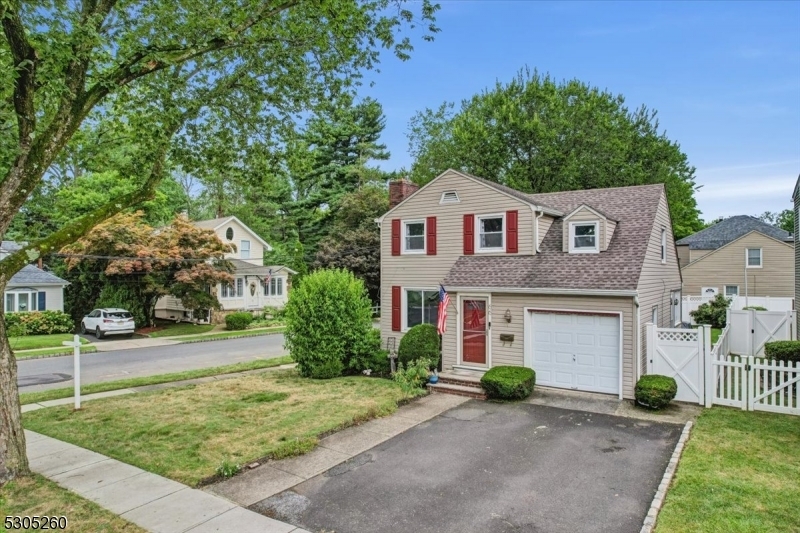 Property Photo:  66 Keeler St  NJ 07081 