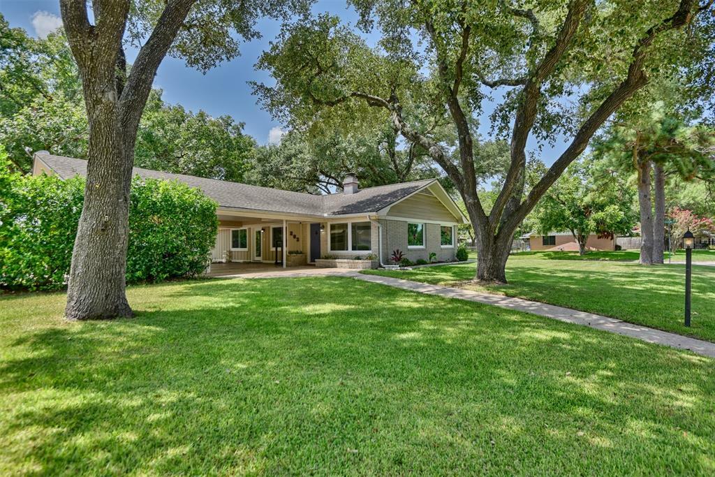 Property Photo:  203 Munz Street  TX 77833 