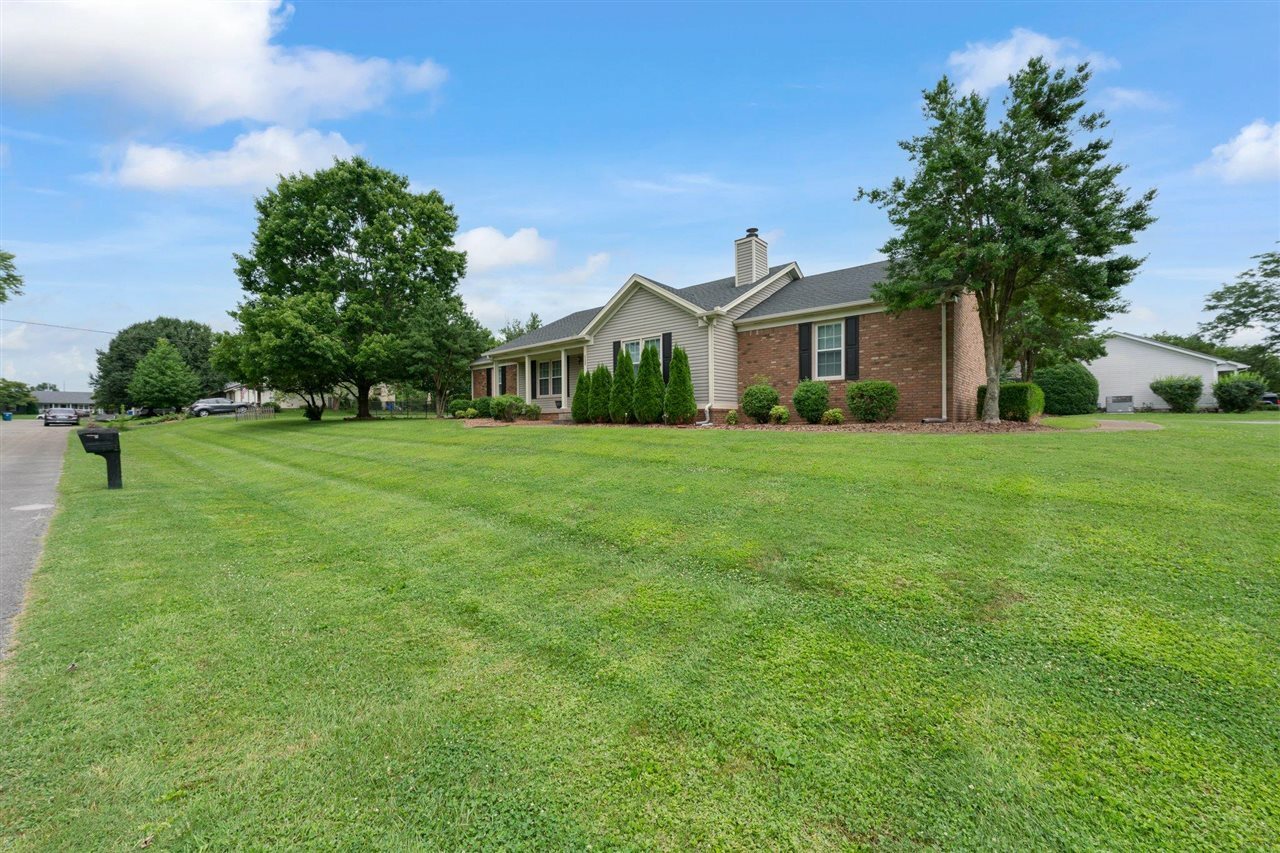 Property Photo:  3120 Copperfield Court  KY 42104 