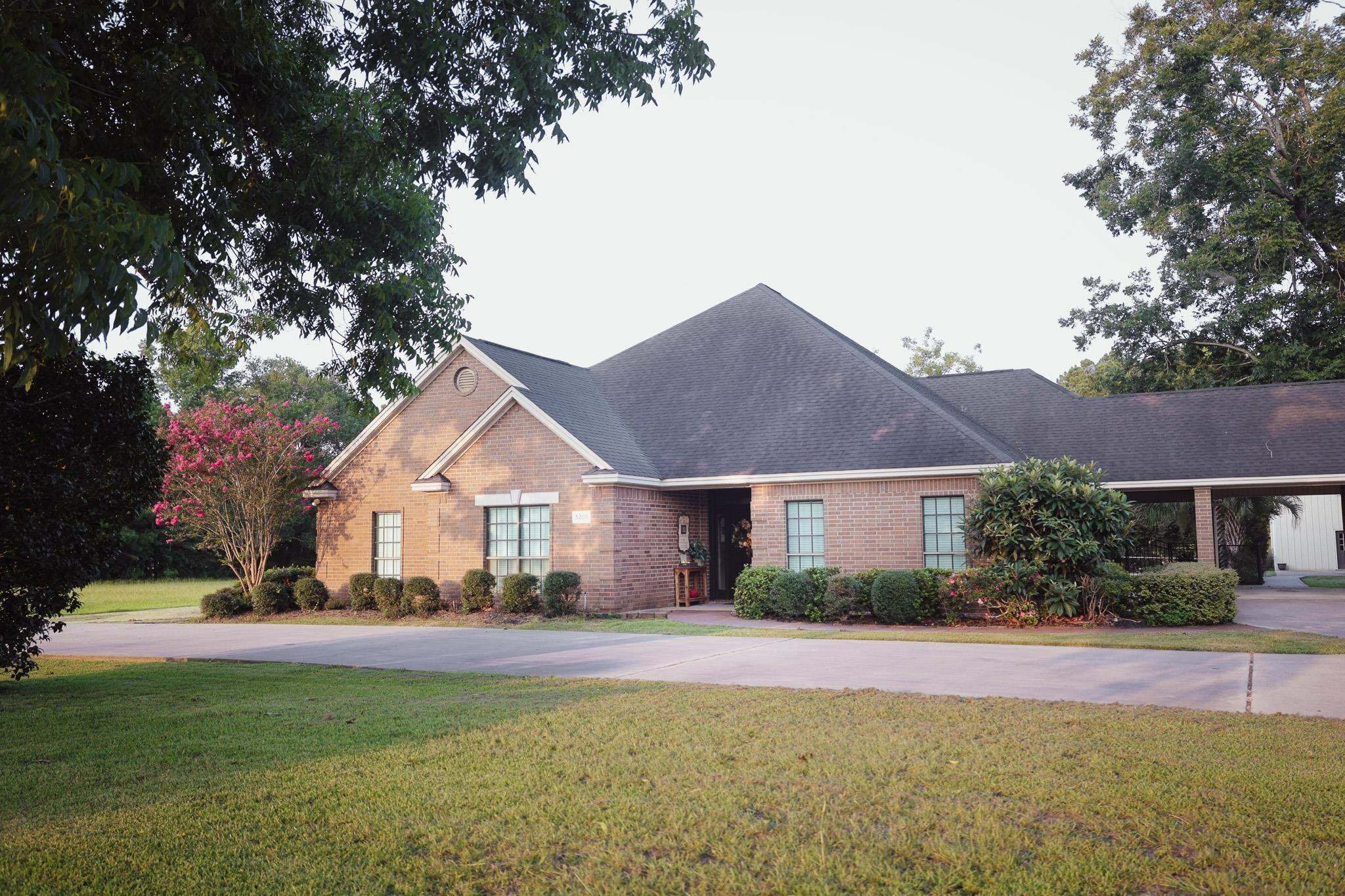 Property Photo:  5200 N Fm 105  TX 77662 