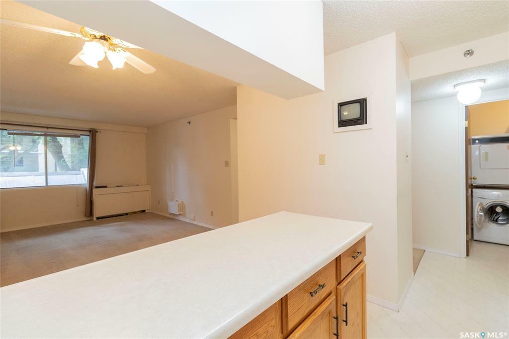 Property Photo:  430 5th Avenue N 205  SK S7K 6Z7 