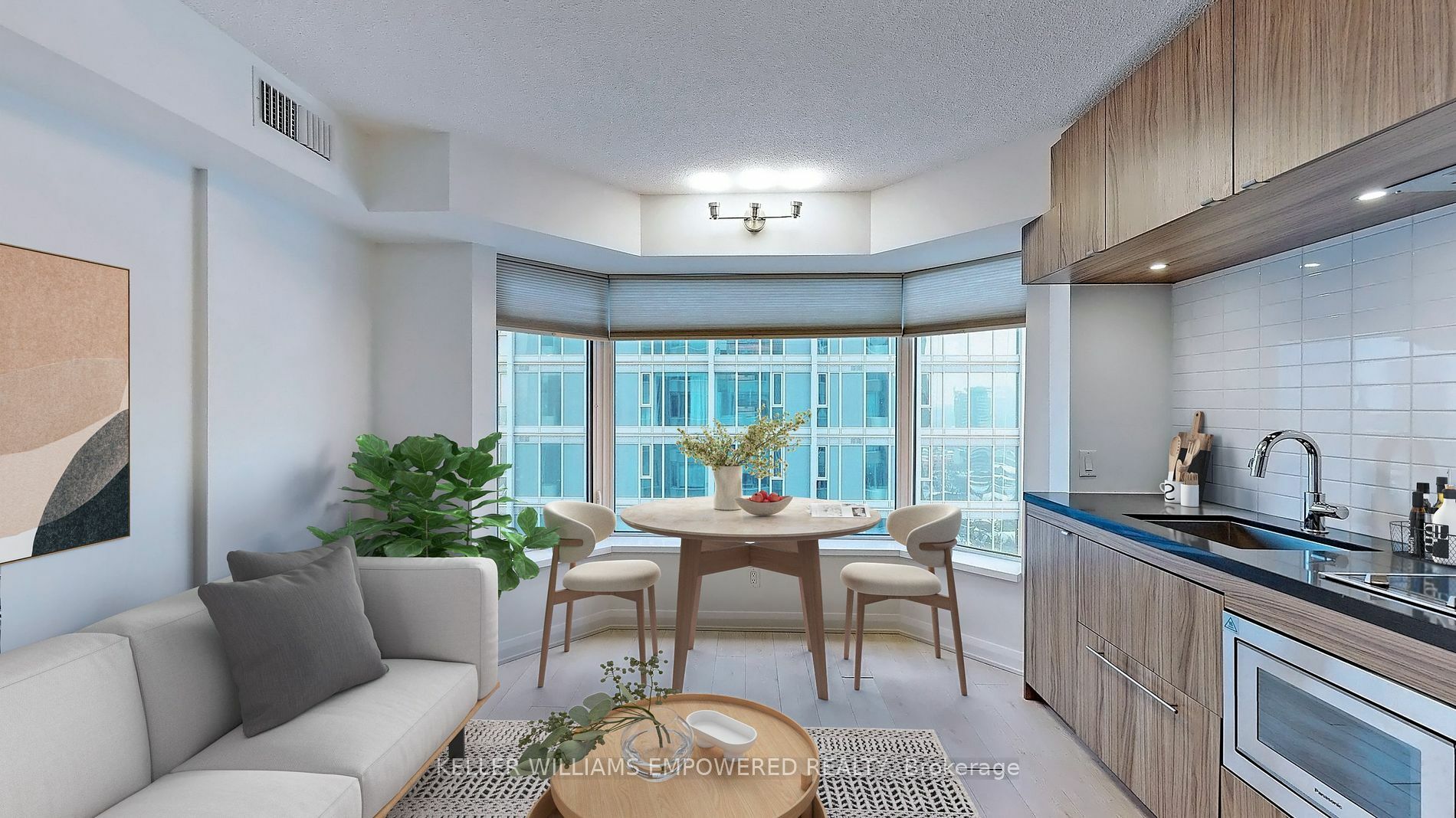 155 Yorkville Ave S 2811  Toronto ON M5R 1C4 photo