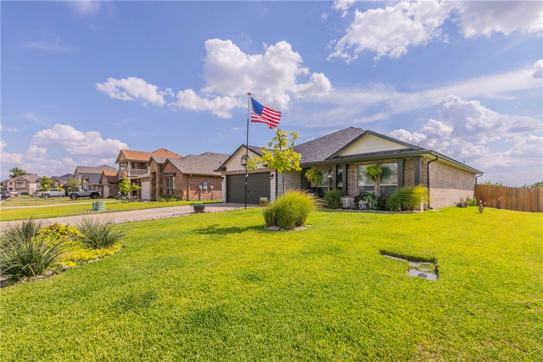 Property Photo:  6301 Elephant Butte Drive  TX 76708 