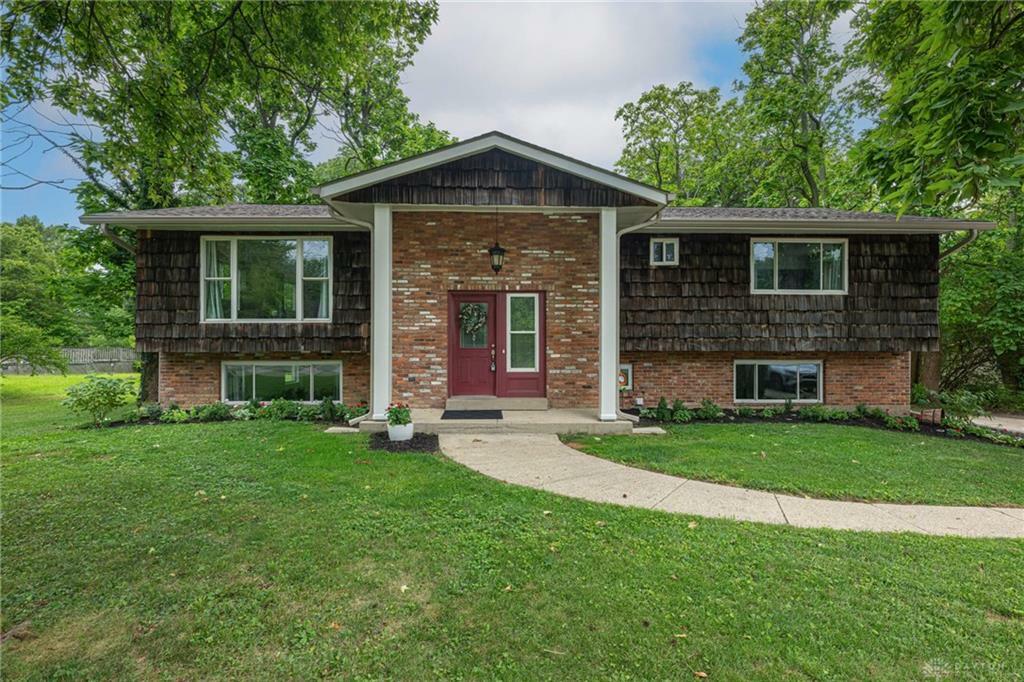 Property Photo: 2010 N Fairfield Road OH 45432