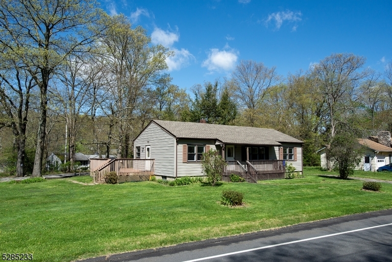 Property Photo:  169 Highland Lakes Rd  NJ 07422 