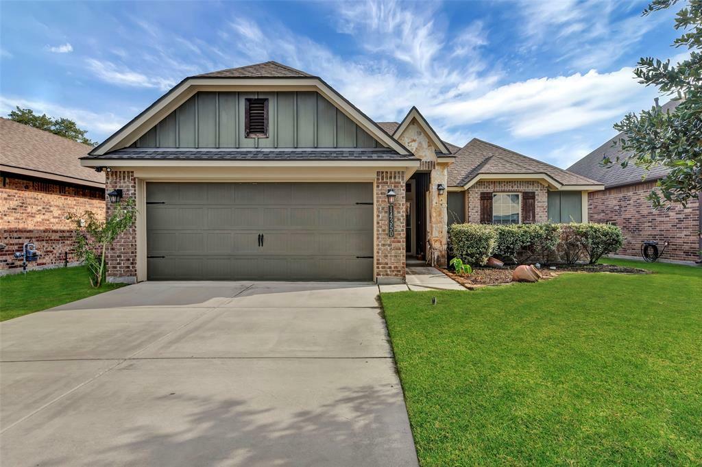 Property Photo:  14350 South Summerchase Circle  TX 77318 