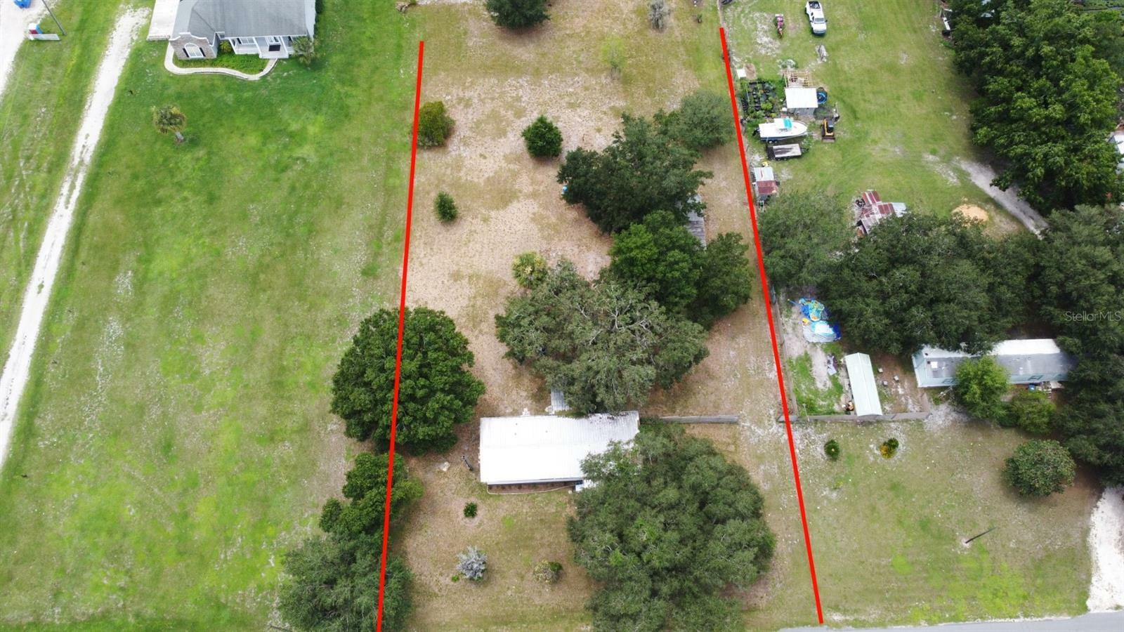 Property Photo:  3900 Packard Avenue  FL 34772 