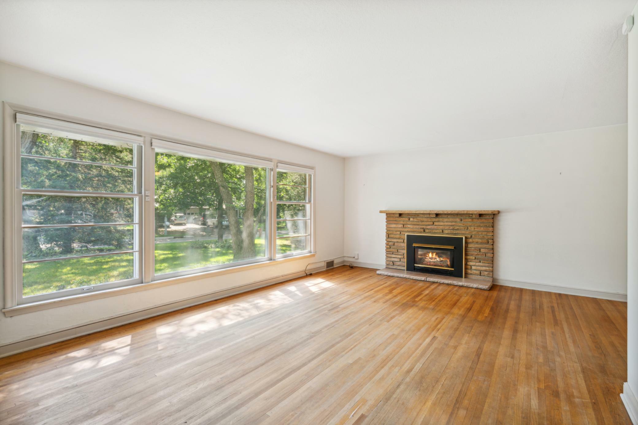 Property Photo:  3616 Woodcroft Drive  MN 55345 