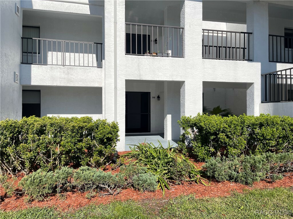 Property Photo:  99 Anton Court  FL 34446 